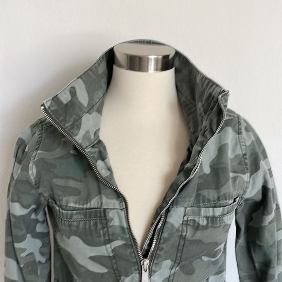 Camo Jacket - Picture 2 of 7